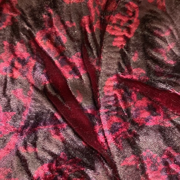 One World Jacket Duster- NWT Size Small burgundy/black BOHO velour/velvet - Picture 8 of 8
